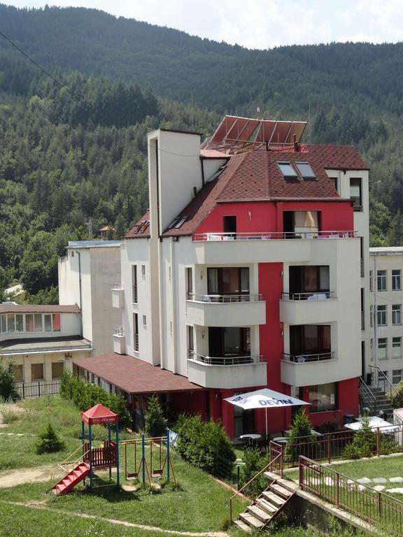 Hotel Byalo More Баните Екстериор снимка