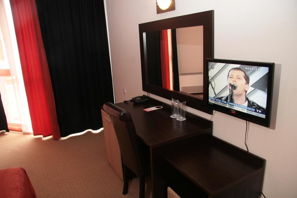 Hotel Byalo More Баните Стая снимка