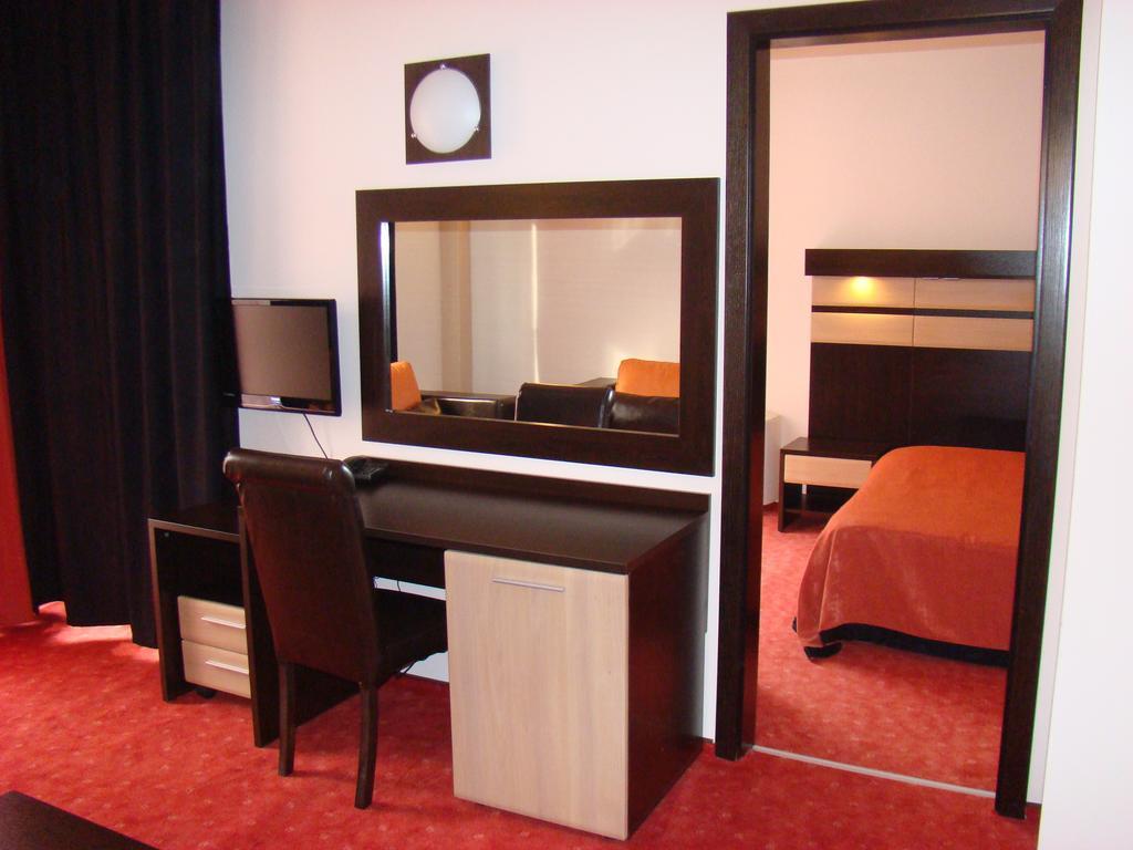 Hotel Byalo More Баните Стая снимка