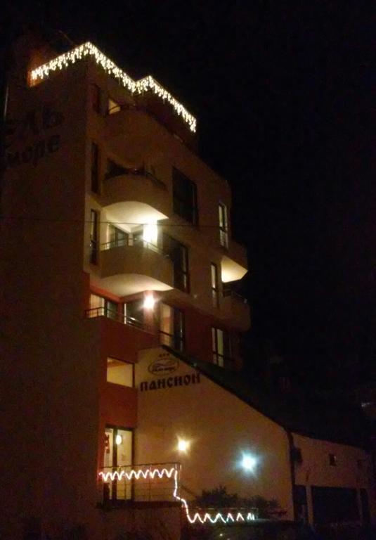 Hotel Byalo More Баните Екстериор снимка